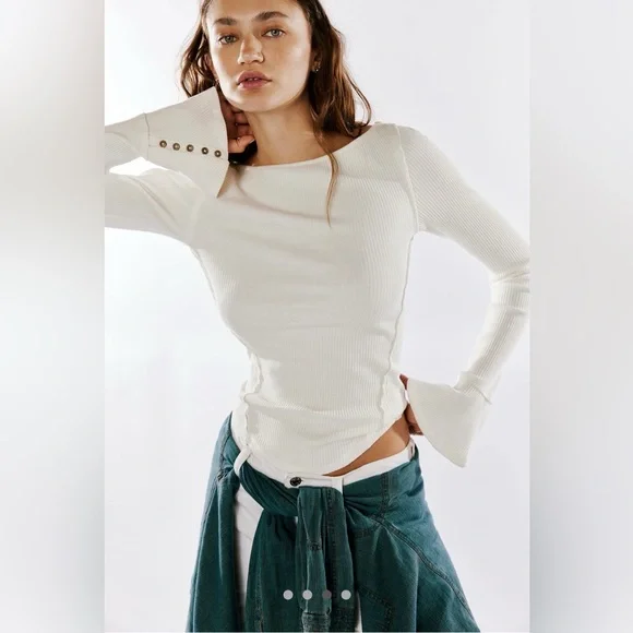 Sold - Picture 2 of 7